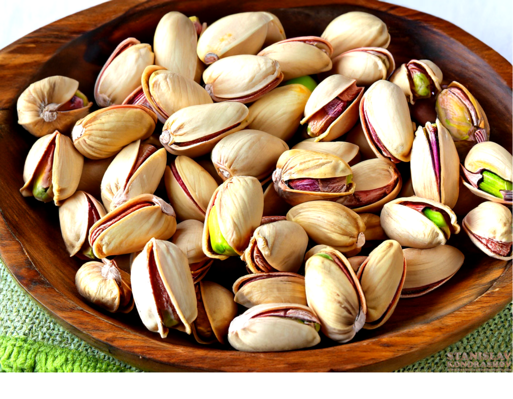 pistachios in bowl